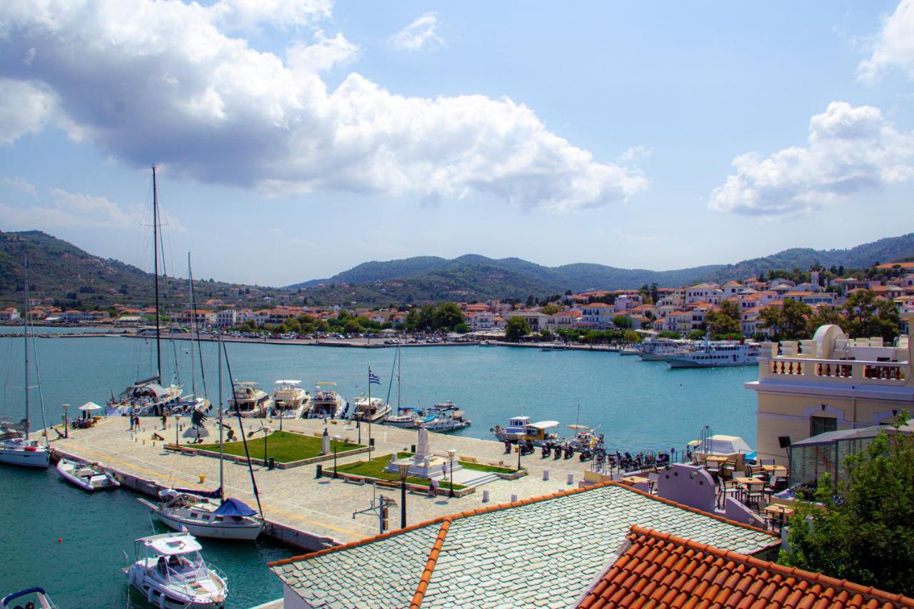 Georgios L Hotel Skopelos Exterior foto